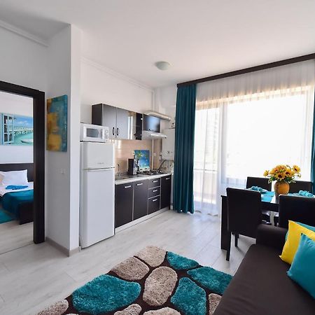 Apartment Summerland Mamaia Exterior foto