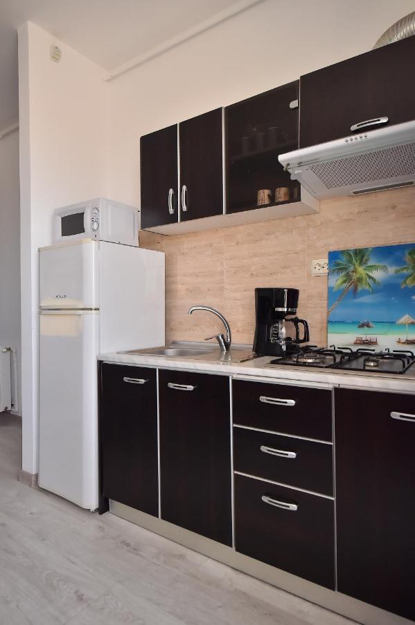 Apartment Summerland Mamaia Exterior foto
